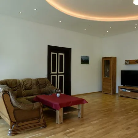 Altes Schulhaus Appartement Pfaffing